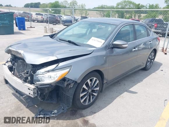 ✅ 2016 Nissan Altima SV • VIN: 1N4AL3APXGC265158 • Лот: 42473959. Опубликован ранее на IAAI с пробегом 105 646 миль. Бесплатный доступ к архиву аукционных продаж из США и подробный отчёт об истории автомобиля на DreamBid. Изображение 17.