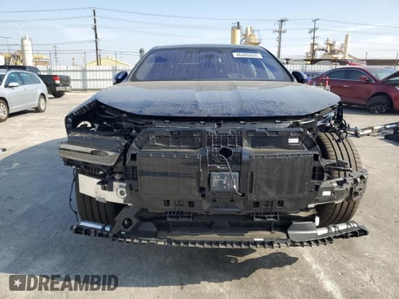 ✅ 2023 BMW i7 xDrive60 • VIN: WBY53EJ08PCN81456 • Lot: 46480064. Listed on Copart with 2,218 mi. Free auction sales archive from the USA and detailed vehicle history report at DreamBid. Image 5.