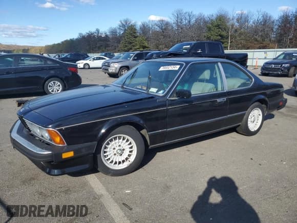 ✅ 1987 BMW 6 Series 635CSi • VIN: WBAEC8406H3265891 • Lot: 76652134. Wystawiony na Copart z przebiegiem 105 663 mil. Bezpłatny archiwum sprzedaży aukcyjnych z USA i szczegółowy raport historii pojazdu na DreamBid. Zdjęcie 1.