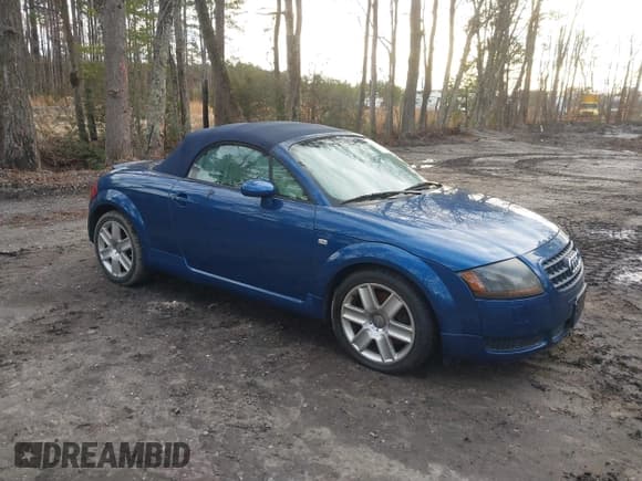✅ 2003 Audi TT • VIN: TRUTC28N431018179 • Лот: 41600728. Опубликован ранее на IAAI с пробегом 104 202 миль. Бесплатный доступ к архиву аукционных продаж из США и подробный отчёт об истории автомобиля на DreamBid. Изображение 1.