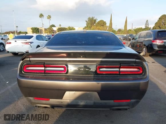 ✅ 2019 Dodge Challenger R/T Scat Pack • VIN: 2C3CDZFJXKH708586 • Лот: 43330284. Опубликован ранее на IAAI с пробегом 59 506 миль. Бесплатный доступ к архиву аукционных продаж из США и подробный отчёт об истории автомобиля на DreamBid. Изображение 16.