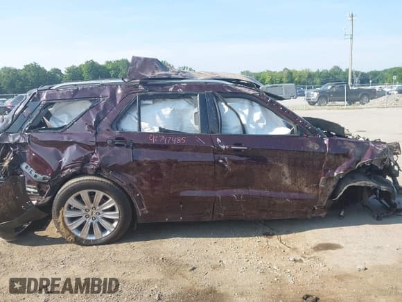 ✅ 2022 Ford Explorer Limited • VIN: 1FMSK8FH3NGC16997 • Лот: 42747485. Опубликован ранее на IAAI с пробегом 28 682 миль. Бесплатный доступ к архиву аукционных продаж из США и подробный отчёт об истории автомобиля на DreamBid. Изображение 13.