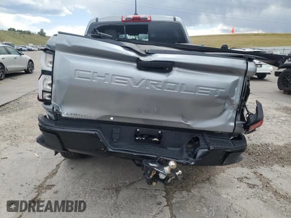 ✅ 2023 Chevrolet Colorado 4WD Z71 • VIN: 1GCPTDEK6P1217631 • Лот: 62203715. Опубликован ранее на Copart с пробегом 19 966 миль. Бесплатный доступ к архиву аукционных продаж из США и подробный отчёт об истории автомобиля на DreamBid. Изображение 6.