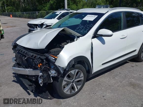 ✅ 2022 Kia Niro S • VIN: KNDCC3LG0N5129624 • Lot: 42315520. Wystawiony na IAAI z przebiegiem 40 600 mil. Bezpłatny archiwum sprzedaży aukcyjnych z USA i szczegółowy raport historii pojazdu na DreamBid. Zdjęcie 6.