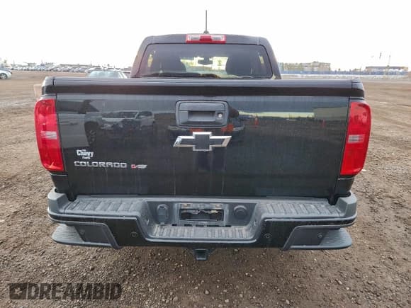 ✅ 2020 Chevrolet Colorado 4WD Work Truck • VIN: 1GCGTBENXL1190815 • Lot: 94161965. Wystawiony na Copart z przebiegiem 138 729 mil. Bezpłatny archiwum sprzedaży aukcyjnych z USA i szczegółowy raport historii pojazdu na DreamBid. Zdjęcie 6.