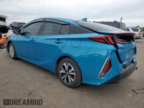 ✅ 2017 Toyota Prius Plus • VIN: JTDKARFP5H3010225 • Lot: 91607785. Wystawiony na Copart z przebiegiem 108 219 mil. Bezpłatny archiwum sprzedaży aukcyjnych z USA i szczegółowy raport historii pojazdu na DreamBid. Zdjęcie 2.