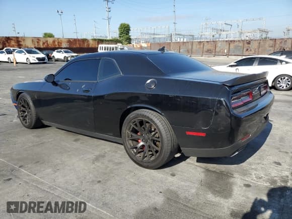 ✅ 2018 Dodge Challenger R/T Scat Pack • VIN: 2C3CDZFJ5JH128189 • Лот: 62534385. Опубликован ранее на Copart с пробегом 41 672 миль. Бесплатный доступ к архиву аукционных продаж из США и подробный отчёт об истории автомобиля на DreamBid. Изображение 2.