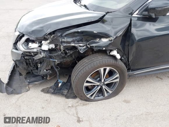 ✅ 2018 Nissan Rogue S • VIN: 5N1AT2MV6JC835853 • Лот: 42321419. Опубликован ранее на IAAI с пробегом 136 382 миль. Бесплатный доступ к архиву аукционных продаж из США и подробный отчёт об истории автомобиля на DreamBid. Изображение 6.