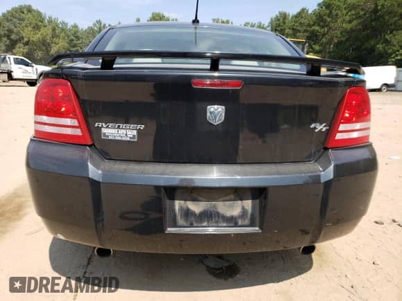 2008 Dodge Avenger R/T с VIN 1B3LC76M98N198956, выставлен на аукционе Copart как лот 68422954 с пробегом 193 803 миль миль и На запчасти • Non repairable. История ставок и продаж доступна на DreamBid. Изображение 6.