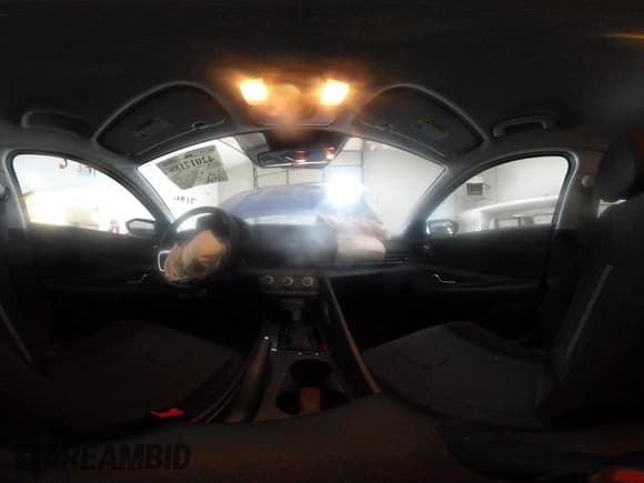 ✅ 2024 Hyundai Elantra SE • VIN: KMHLL4DG9RU681389 • Lot: 42017186. Listed on IAAI with 13,762 mi. Free auction sales archive from the USA and detailed vehicle history report at DreamBid. Image 18.