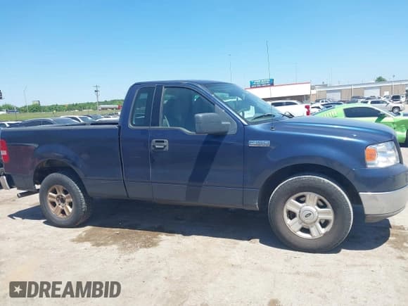 ✅ 2004 Ford F-150 XL • VIN: 1FTRF12W84NC71829 • Lot: 42238071. Listed on IAAI with 162,421 mi. Free auction sales archive from the USA and detailed vehicle history report at DreamBid. Image 13.