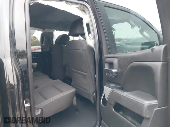 ✅ 2019 Chevrolet Silverado 1500 LT • VIN: 2GCVKPEC7K1188387 • Lot: 43533097. Wystawiony na IAAI z przebiegiem 85 325 mil. Bezpłatny archiwum sprzedaży aukcyjnych z USA i szczegółowy raport historii pojazdu na DreamBid. Zdjęcie 8.