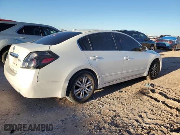 ✅ 2011 Nissan Altima S • VIN: 1N4AL2AP1BN499406 • Lot: 86707685. Listed on Copart with 179,816 mi. Free auction sales archive from the USA and detailed vehicle history report at DreamBid. Image 3.