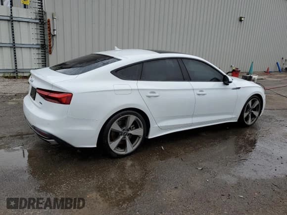 ✅ 2020 Audi A5 Sportback Premium Plus • VIN: WAUCNCF50LA002555 • Lot: 51050625. Wystawiony na Copart z przebiegiem 94 288 mil. Bezpłatny archiwum sprzedaży aukcyjnych z USA i szczegółowy raport historii pojazdu na DreamBid. Zdjęcie 3.