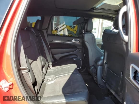 ✅ 2020 Jeep Grand Cherokee • VIN: MV1N3849221ND • Lot: 63821662. Listed on Copart with 19,690 mi. Free auction sales archive from the USA and detailed vehicle history report at DreamBid. Image 6.