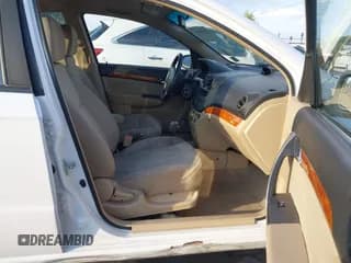 ✅ 2011 Chevrolet Aveo 1LT • VIN: KL1TD5DE2BB242775 • Lot: 42820814. Wystawiony na IAAI z przebiegiem 74 225 mil. Bezpłatny archiwum sprzedaży aukcyjnych z USA i szczegółowy raport historii pojazdu na DreamBid. Zdjęcie 5.