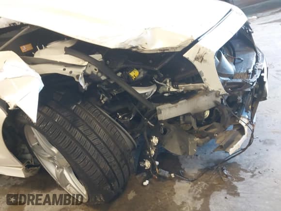 ✅ 2015 Mercedes-Benz CLS 400 • VIN: WDDLJ6FB3FA145340 • Лот: 41313268. Опубликован ранее на IAAI с пробегом 122 368 миль. Бесплатный доступ к архиву аукционных продаж из США и подробный отчёт об истории автомобиля на DreamBid. Изображение 19.