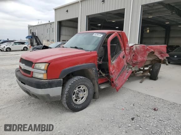 ✅ 2004 Chevrolet Silverado 2500HD Work Truck • VIN: 1GCHK24U54E133271 • Лот: 84290415. Опубликован ранее на Copart с пробегом 222 186 миль. Бесплатный доступ к архиву аукционных продаж из США и подробный отчёт об истории автомобиля на DreamBid. Изображение 1.