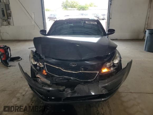 ✅ 2011 Kia Optima EX • VIN: KNAGN4A63B5161505 • Lot: 70001245. Listed on Copart with 128,981 mi. Free auction sales archive from the USA and detailed vehicle history report at DreamBid. Image 5.