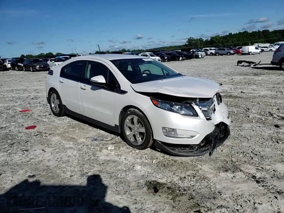 ✅ 2015 Chevrolet Volt • VIN: 1G1RB6E48FU118095 • Lot: 62357754. Wystawiony na Copart z przebiegiem 79 094 mil. Bezpłatny archiwum sprzedaży aukcyjnych z USA i szczegółowy raport historii pojazdu na DreamBid. Zdjęcie 11.