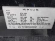 ✅ 2022 Tesla Model Y Long Range • VIN: 7SAYGDEE9NA022842 • Lot: 42003782. Wystawiony na IAAI z przebiegiem 36 010 mil. Bezpłatny archiwum sprzedaży aukcyjnych z USA i szczegółowy raport historii pojazdu na DreamBid. Zdjęcie 9.