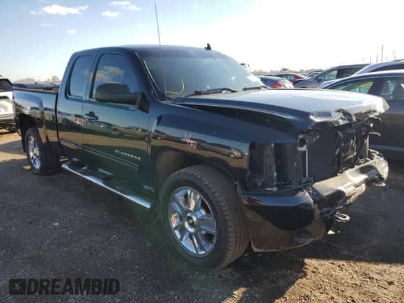 2012 Chevrolet Silverado 1500 LTZ z VIN 1GCRKTE78CZ264477, wystawiony jako Copart lot #79778514 z przebiegiem 178 053 mil mil oraz Szkoda całkowita • Salvage title. Historia ofert i sprzedaży dostępna na DreamBid. Obrazek 4.