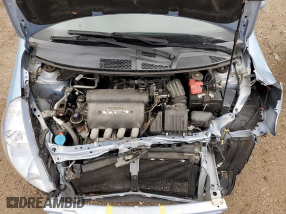 ✅ 2008 Honda Fit • VIN: JHMGD38438S012475 • Lot: 55362365. Listed on Copart with 80,420 mi. Free auction sales archive from the USA and detailed vehicle history report at DreamBid. Image 11.