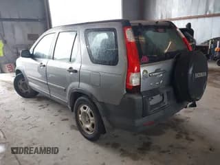 ✅ 2005 Honda CR-V LX • VIN: SHSRD68555U300665 • Lot: 43577442. Wystawiony na IAAI z przebiegiem 242 166 mil. Bezpłatny archiwum sprzedaży aukcyjnych z USA i szczegółowy raport historii pojazdu na DreamBid. Zdjęcie 3.