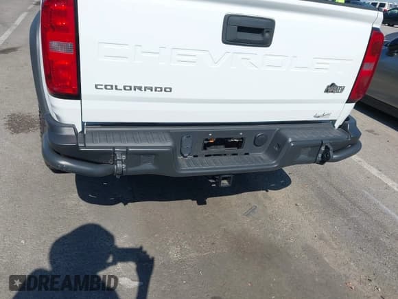 ✅ 2022 Chevrolet Colorado 4WD ZR2 • VIN: 1GCGTEEN6N1126260 • Lot: 42775341. Listed on IAAI with 21,771 mi. Free auction sales archive from the USA and detailed vehicle history report at DreamBid. Image 17.