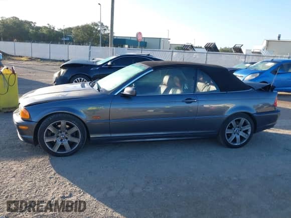 2000 BMW 3 Series 323Ci z VIN WBABR334XYEG02501, wystawiony jako IAAI lot #43385978 z przebiegiem 143 078 mil mil oraz . Historia ofert i sprzedaży dostępna na DreamBid. Obrazek 15.