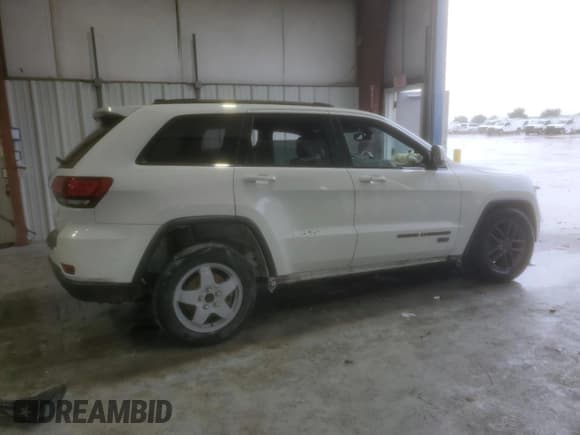 ✅ 2017 Jeep Grand Cherokee 75th Anniversary • VIN: 1C4RJEAG0HC664452 • Lot: 56218785. Listed on Copart with 109,627 mi. Free auction sales archive from the USA and detailed vehicle history report at DreamBid. Image 3.