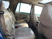 ✅ 2000 Ford Expedition Eddie Bauer • VIN: 1FMRU17L1YLC39371 • Lot: 53982495. Wystawiony na Copart z przebiegiem 220 391 mil. Bezpłatny archiwum sprzedaży aukcyjnych z USA i szczegółowy raport historii pojazdu na DreamBid. Zdjęcie 11.