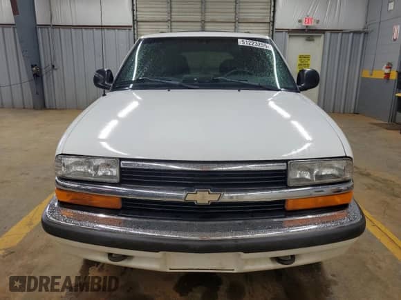 1998 Chevrolet Blazer LT с VIN 1GNDT13W5W2158448, выставлен на аукционе Copart как лот 51223255 с пробегом 298 952 миль миль и Списание • Salvage title. История ставок и продаж доступна на DreamBid. Изображение 5.