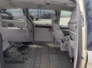 ✅ 2006 Chrysler Town & Country Limited • VIN: 2A8GP64L16R725390 • Лот: 57944545. Опубликован ранее на Copart с пробегом 124 905 миль. Бесплатный доступ к архиву аукционных продаж из США и подробный отчёт об истории автомобиля на DreamBid. Изображение 11.