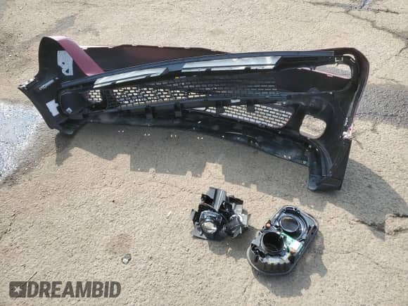 2022 Dodge Challenger SRT Hellcat с VIN 2C3CDZC94NH253619, выставлен на аукционе Copart как лот 68155515 с пробегом 9 502 миль миль и Списание • Salvage title. История ставок и продаж доступна на DreamBid. Изображение 12.