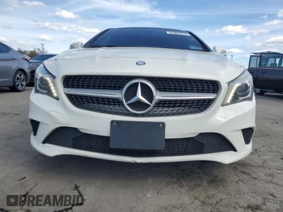 ✅ 2015 Mercedes-Benz CLA 250 • VIN: WDDSJ4GB5FN186818 • Lot: 81955215. Listed on Copart with 139,579 mi. Free auction sales archive from the USA and detailed vehicle history report at DreamBid. Image 5.