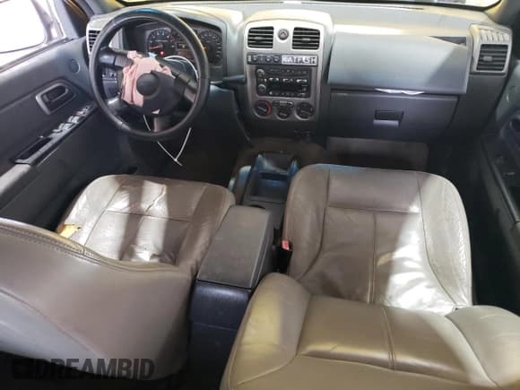 ✅ 2004 Chevrolet Colorado 1SB LS Z85 • VIN: 1GCDT136648149065 • Лот: 58179565. Опубликован ранее на Copart с пробегом 207 380 миль. Бесплатный доступ к архиву аукционных продаж из США и подробный отчёт об истории автомобиля на DreamBid. Изображение 8.