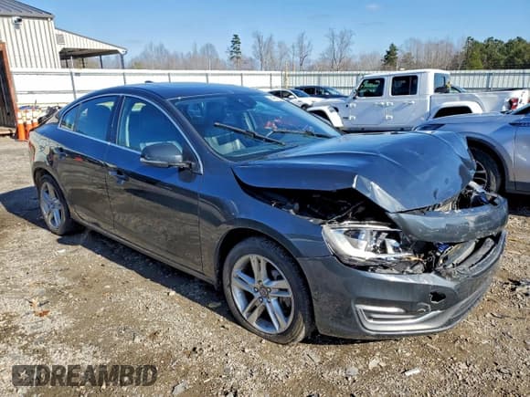 ✅ 2015 Volvo S60 T5 Premier • VIN: YV1612TB6F2315070 • Lot: 94561685. Listed on Copart with 192,643 mi. Free auction sales archive from the USA and detailed vehicle history report at DreamBid. Image 4.