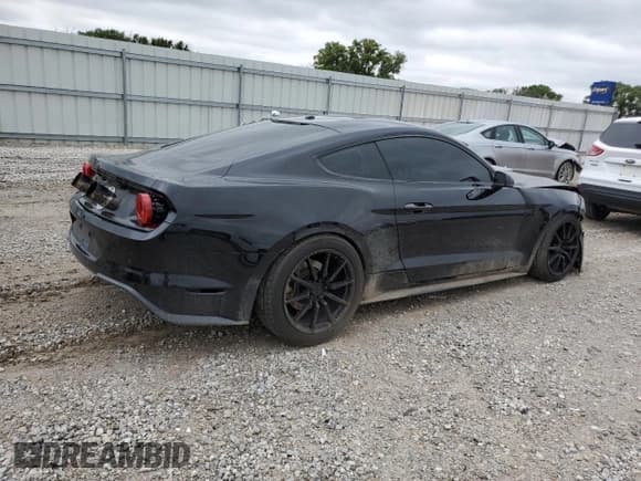 ✅ 2018 Ford Mustang EcoBoost • VIN: 1FA6P8TH3J5163192 • Lot: 70514885. Listed on Copart with 103,181 mi. Free auction sales archive from the USA and detailed vehicle history report at DreamBid. Image 3.