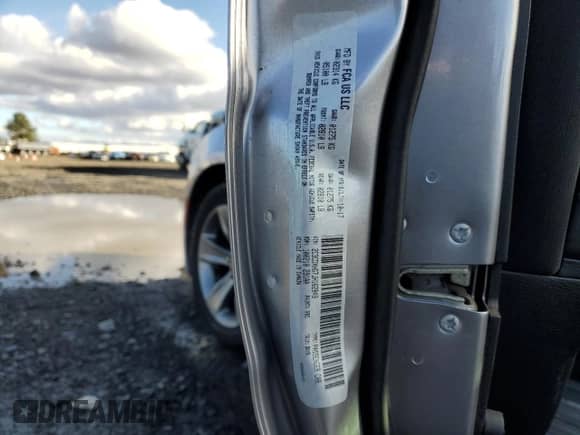 2018 Dodge Charger SXT Plus z VIN 2C3CDXHG7JH162849, wystawiony jako Copart lot #90515255 z przebiegiem 74 757 mil mil oraz Szkoda całkowita • Salvage title. Historia ofert i sprzedaży dostępna na DreamBid. Obrazek 12.