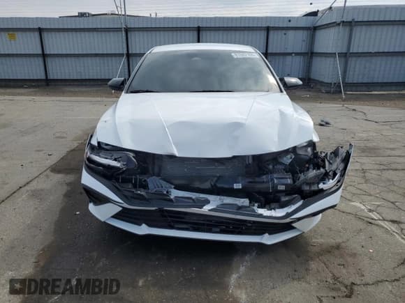 ✅ 2025 Hyundai Elantra SEL Sport • VIN: KMHLM4DG1SU993984 • Lot: 81592165. Listed on Copart with 7,163 mi. Free auction sales archive from the USA and detailed vehicle history report at DreamBid. Image 5.