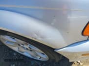 ✅ 2001 BMW 3 Series 325Ci • VIN: WBABS33461JY52588 • Lot: 43476946. Wystawiony na IAAI z przebiegiem 196 621 mil. Bezpłatny archiwum sprzedaży aukcyjnych z USA i szczegółowy raport historii pojazdu na DreamBid. Zdjęcie 13.