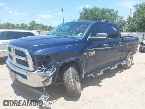 ✅ 2018 Ram 2500 Tradesman • VIN: 3C6UR5CJ2JG259800 • Лот: 42784726. Опубликован ранее на IAAI с пробегом 126 557 миль. Бесплатный доступ к архиву аукционных продаж из США и подробный отчёт об истории автомобиля на DreamBid. Изображение 2.