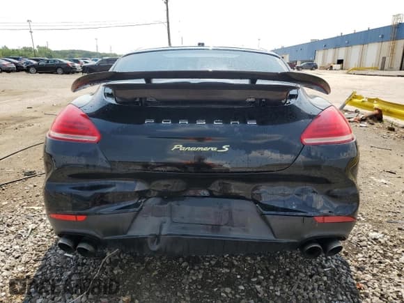 ✅ 2014 Porsche Panamera S E-Hybrid • VIN: WP0AD2A79EL044276 • Lot: 66540345. Wystawiony na Copart z przebiegiem Nie podano. Bezpłatny archiwum sprzedaży aukcyjnych z USA i szczegółowy raport historii pojazdu na DreamBid. Zdjęcie 6.