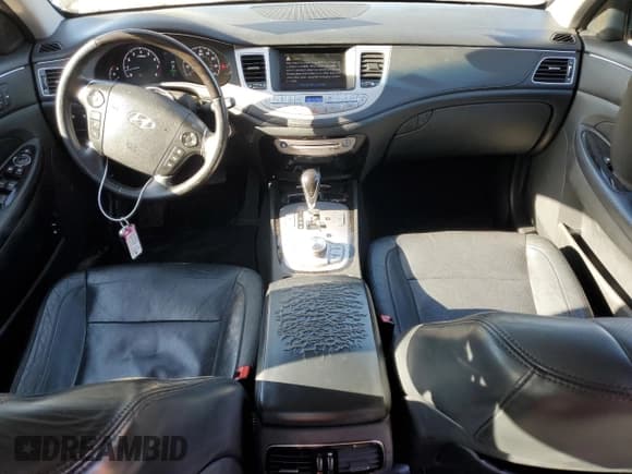 ✅ 2012 Hyundai Genesis 4.6L • VIN: KMHGC4DF6CU172165 • Лот: 49373165. Опубликован ранее на Copart с пробегом 139 400 миль. Бесплатный доступ к архиву аукционных продаж из США и подробный отчёт об истории автомобиля на DreamBid. Изображение 8.