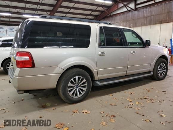 ✅ 2017 Ford Expedition Max XLT • VIN: 1FMJK1HT9HEA51574 • Lot: 91612805. Wystawiony na Copart z przebiegiem 134 161 mil. Bezpłatny archiwum sprzedaży aukcyjnych z USA i szczegółowy raport historii pojazdu na DreamBid. Zdjęcie 3.