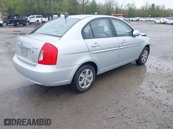 ✅ 2009 Hyundai Accent Auto GLS • VIN: KMHCN46C79U330548 • Лот: 42208619. Опубликован ранее на IAAI с пробегом 99 072 миль. Бесплатный доступ к архиву аукционных продаж из США и подробный отчёт об истории автомобиля на DreamBid. Изображение 4.
