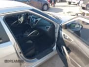 ✅ 2017 Hyundai Veloster Value Edition • VIN: KMHTC6AD7HU305732 • Lot: 43358586. Wystawiony na IAAI z przebiegiem 158 569 mil. Bezpłatny archiwum sprzedaży aukcyjnych z USA i szczegółowy raport historii pojazdu na DreamBid. Zdjęcie 5.