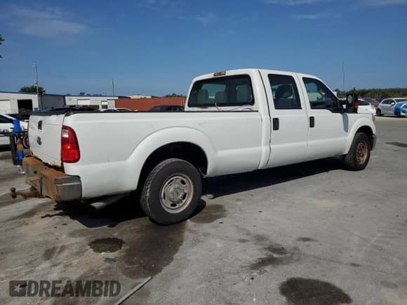 ✅ 2015 Ford F-250 XL • VIN: 1FT7W2A68FEC65384 • Lot: 55609585. Listed on Copart with 195,879 mi. Free auction sales archive from the USA and detailed vehicle history report at DreamBid. Image 2.