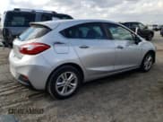 ✅ 2018 Chevrolet Cruze LT • VIN: 3G1BE6SM8JS546691 • Lot: 38713313. Wystawiony na Copart z przebiegiem 87 962 mil. Bezpłatny archiwum sprzedaży aukcyjnych z USA i szczegółowy raport historii pojazdu na DreamBid. Zdjęcie 3.